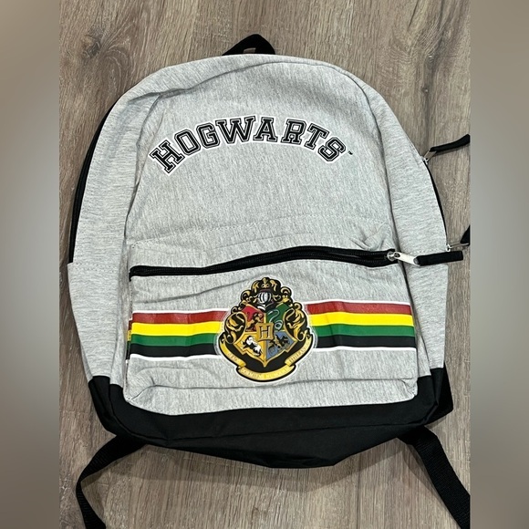 Official Licensed Harry Potter Hogwarts Backpack Crest Gray Bag - Picture 2 of 8